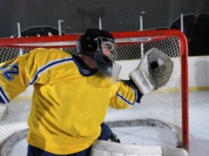 Reaction speed of a hockey goalkeeper